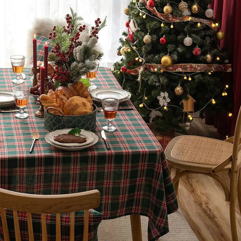 Christmas Themed Checkered Tablecloth, Suitable For Holiday Parties,